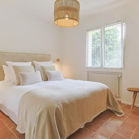 Du Petit * סן-מקסים